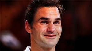 Khoảnh khắc Roger Federer đổ lệ khi gi&#224;nh Grand Slam thứ 20 ở tuổi 36