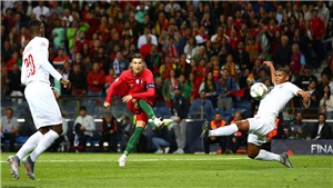 VIDEO Bồ Đ&#224;o Nha 3-1 Thụy Sĩ: Ronaldo rực s&#225;ng với hat-trick, Bồ Đ&#224;o Nha v&#224;o chung kết