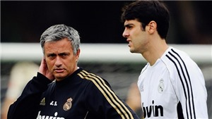 Kaka tiết lộ b&#237; mật  &#39;đau l&#242;ng&#39; về Mourinho thời c&#242;n ở Real Madrid