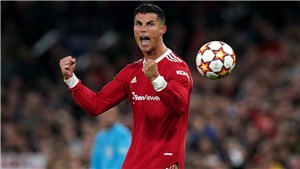 Bayern Munich chọn Ronaldo thay Lewandowski