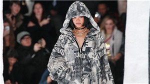 Ng&#244;i sao nhạc Pop Rihanna tiếp tục chinh phục l&#224;ng thời trang thế giới