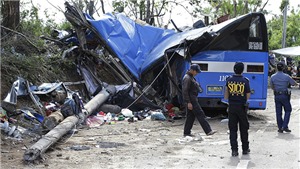 Tai nạn xe bu&#253;t tại Philippines l&#224;m 19 người thiệt mạng. Nổ kh&#237; ga tại Nga g&#226;y thương vong 