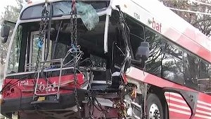 Tai nạn xe bu&#253;t chở sinh vi&#234;n tại Mexico, 8 người chết, hơn 10 người bị thương