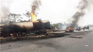 Tai nạn giao th&#244;ng kinh ho&#224;ng tại Nigeria, 18 người thiệt mạng