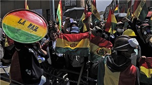Bolivia: Người biểu t&#236;nh chiếm đ&#224;i ph&#225;t thanh v&#224; truyền h&#236;nh nh&#224; nước