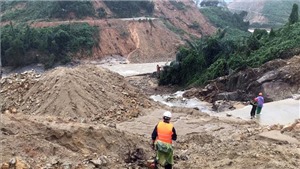 Tạm cấp kinh ph&#237; hỗ trợ khẩn cấp 3 tỉnh miền Trung khắc phục hậu quả mưa lũ