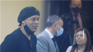 Ronaldinho được x&#243;a &#225;n, rời Paraguay