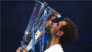 Dimitrov v&#244; địch ATP Finals: Ch&#250;c mừng anh, ch&#224;ng đẹp trai!