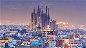 Nh&#224; thờ Sagrada Familia của Barcelona cuối c&#249;ng cũng được cấp ph&#233;p x&#226;y dựng sau… 137 năm