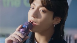 BTS tung ‘Yet to Come’ bản World Cup ho&#224;nh tr&#225;ng