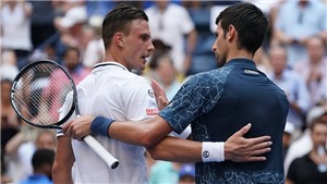 Kết quả Wimbledon 7/7, s&#225;ng 8/7: Federer tạm biệt Wimbledon, Djokovic rộng cửa v&#244; địch