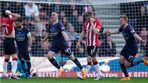 Southampton 1-4 Man City: Bước ngoặt 11m, Man xanh thẳng tiến