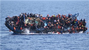 Vấn đề người di cư: Libya giải cứu 383 người tr&#234;n biển