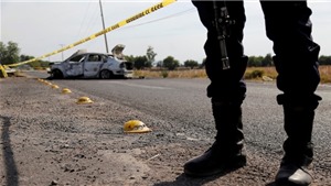 Mexico: Đấu s&#250;ng giữa hai băng nh&#243;m ma t&#250;y khiến 19 người thiệt mạng