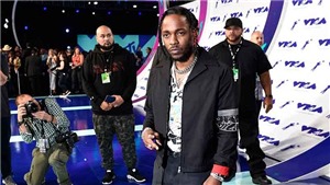 VIDEO: Kendrick Lamar thống trị lễ trao giải MTV VMA 2017