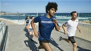 Run For The Oceans: Mỗi người chạy bộ l&#224; một đại sứ bảo vệ m&#244;i trường biển
