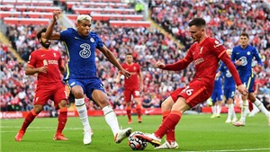 Carragher muốn Liverpool giống Chelsea hơn