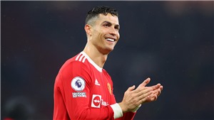 Ronaldo từ chối CLB của Ả rập X&#234; &#250;t, đăng h&#236;nh luyện tập ở Manchester