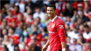Chuyển nhượng 7/8: Ronaldo ở lại MU, Real Madrid sắm tiền đạo