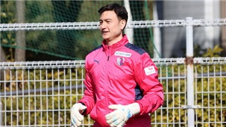  Đặng Văn Lâm nói lời tri ân CLB Cerezo Osaka 