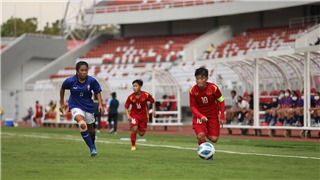  HLV U18 Việt Nam mừng vì học trò lại thắng lớn 