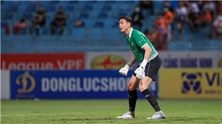  Thủ môn Văn Lâm: ‘Tôi vẫn chưa hài lòng về bản thân’ 