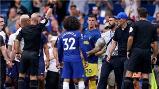  Bóng đá hôm nay 15/8: MU cân nhắc hủy hợp đồng với Ronaldo, Tuchel chỉ trích trọng tài 