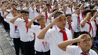  Khoảng 23 triệu học sinh cả nước đến trường khai giảng năm học mới vào sáng 5/9 