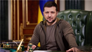  Ukraine hối thúc EU viện trợ     