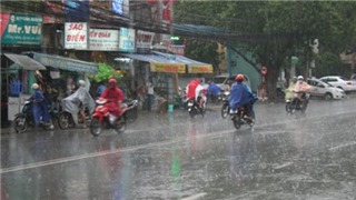  Ứng phó bão số 1: Đêm 1/7, tổ chức bắn pháo hiệu để tàu, thuyền biết vào vị trí an toàn tránh trú  