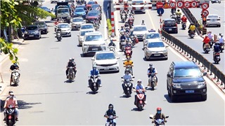  Thời tiết ngày 28/6: Nắng nóng cao điểm ở Bắc Bộ, Trung Bộ 