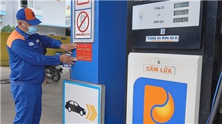  VCCI đồng tình giảm thuế với xăng dầu 