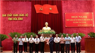  Công bố Quyết định phân công đồng chí Nguyễn Phi Long làm Bí thư Tỉnh ủy Hòa Bình 