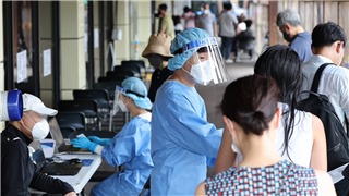  Hàn Quốc ghi nhận số ca mắc mới Covid-19 cao nhất trong 2 tháng 