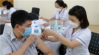  Biến thể mới BA.4, BA.5, BA.2.12.1 xâm nhập, Bộ Y tế tiếp tục nhắc phải tiêm vaccine Covid-19 nhanh hơn 