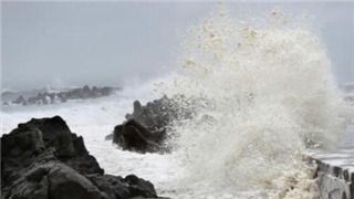  Rãnh áp thấp nối với bão số 3 và gió mùa Tây Nam gây mưa lớn tại miền Bắc 
