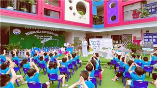  Chào tuần mới: May rủi đầu đời 