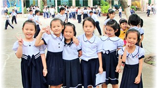  Góc nhìn 365: Sách và đồng phục - cũ và mới 