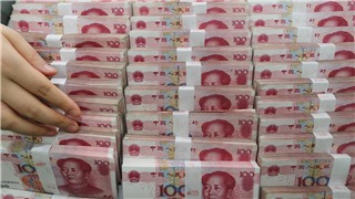  Trung Quốc bắt giữ hàng trăm nghi phạm liên quan bê bối ngân hàng 