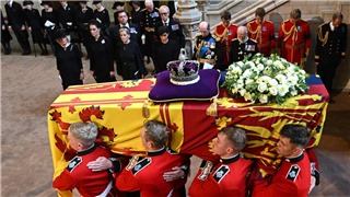  Bộ trưởng Ngoại giao Bùi Thanh Sơn dự lễ tang Nữ hoàng Elizabeth II 