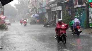  Cảnh báo mưa dông từ Trung Bộ đến Nam Bộ 