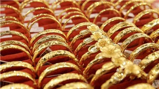  Giá vàng sáng 6/10 giảm 100 nghìn đồng/lượng 
