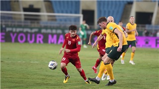  Bóng đá Việt Nam khoan nghĩ đến World Cup 
