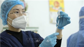  Dịch Covid-19 đang được kiểm soát tốt, đẩy mạnh tiêm vaccine phòng bệnh 