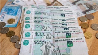  Điện Kremlin: Nga chưa quyết định yêu cầu thanh toán các hợp đồng LNG bằng đồng ruble 