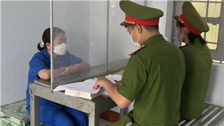  Đề nghị truy tố, xét xử hai đối tượng lừa đảo hàng loạt tiệm vàng 