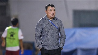  HLV Trương Việt Hoàng từ chức, CLB TPHCM càng thêm rối 