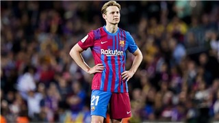  MU tiếp tục chờ đợi khi De Jong đi du đấu cùng Barcelona 