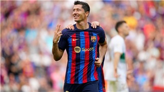  Barcelona 3-0 Elche: Lewandowski thăng hoa, Barcelona chiếm ngôi đầu bảng 