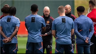  Erik Ten Hag áp đặt ‘bộ luật 5 điều’ với cầu thủ MU 